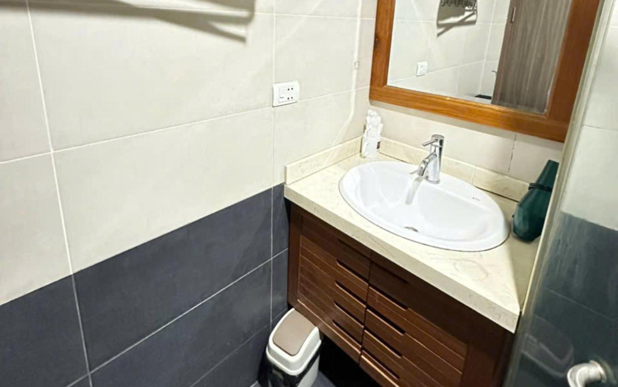 Ha Noi Luxe Paradise Tu Hoa Hanoi